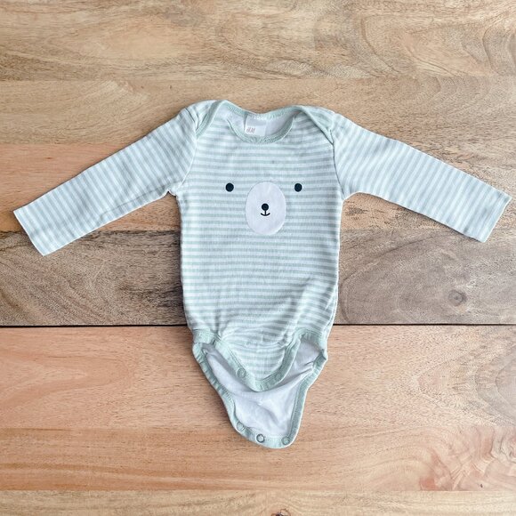 🧸 SALE! (5/$15, 8/$22, 12/$30) H&M bodysuit 2-4m unisex - Picture 1 of 4